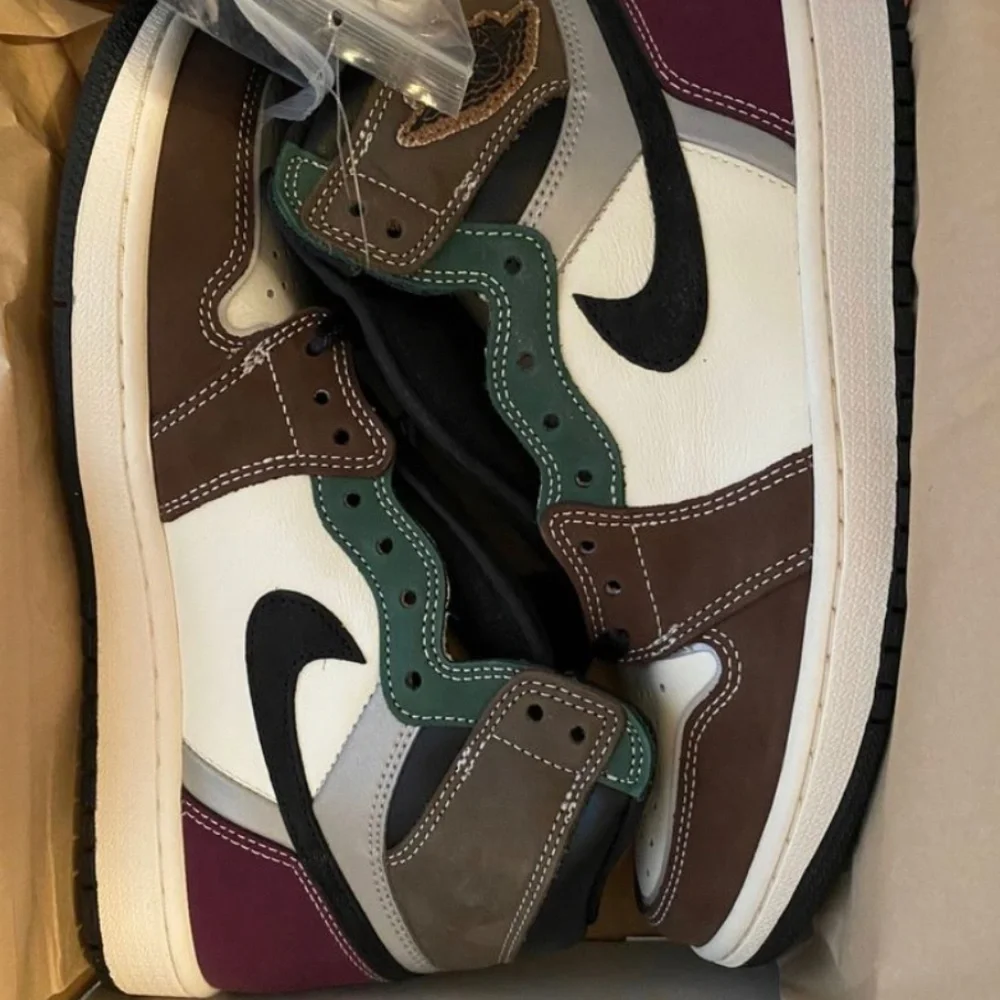 The Air Jordan 1 Retro High OG - Picture 6 of 6